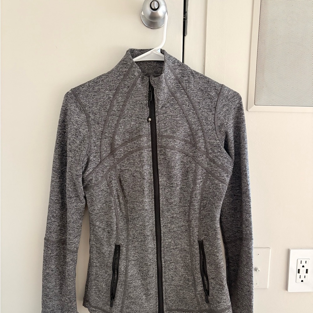 Lululemon Women's Define Jacket in Grey, size 6